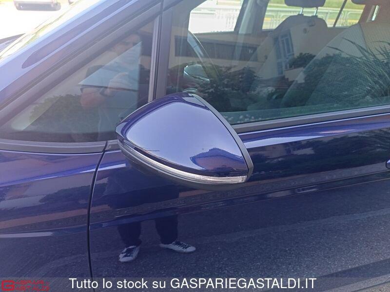 Volkswagen Touran 1.6 TDI 115 CV DSG Business BlueMotion Technology 7 POSTI