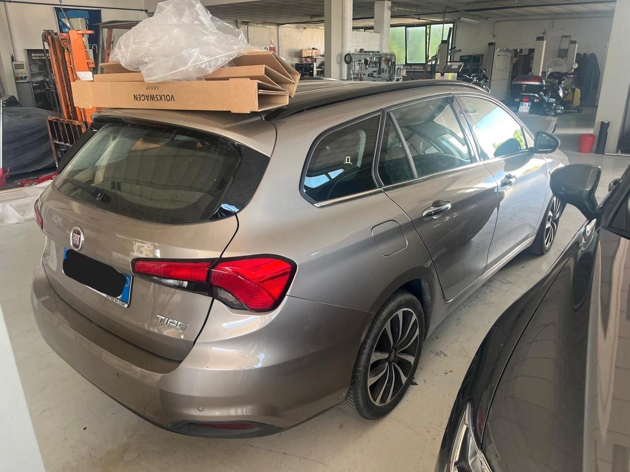 Fiat Tipo 1.3 Mjt S&S SW Lounge