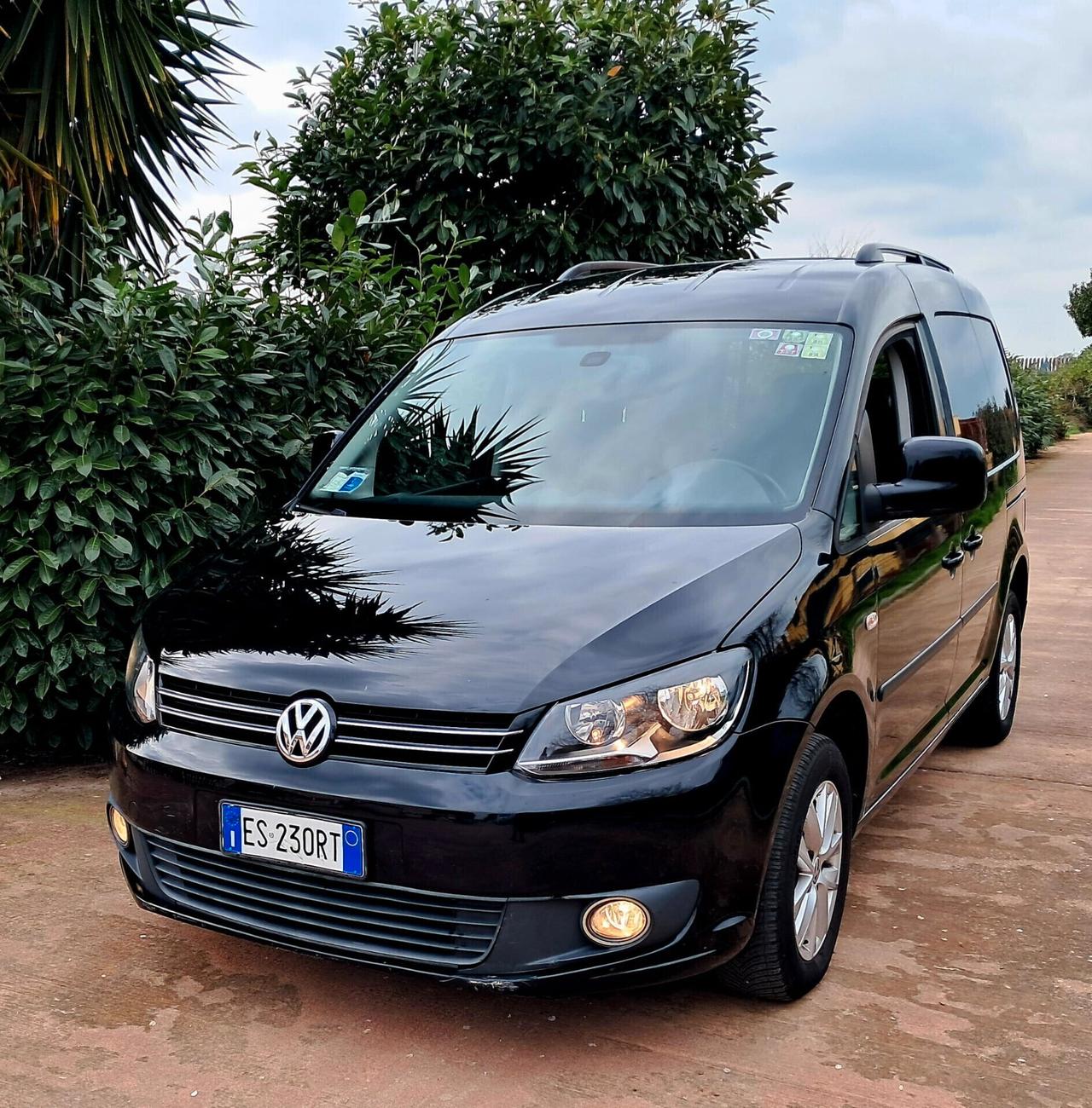 Volkswagen Caddy TDI PIANALE RIBASSATO E SEDILE GIREVOLE UNIPRO TRASPORTO DISABILI