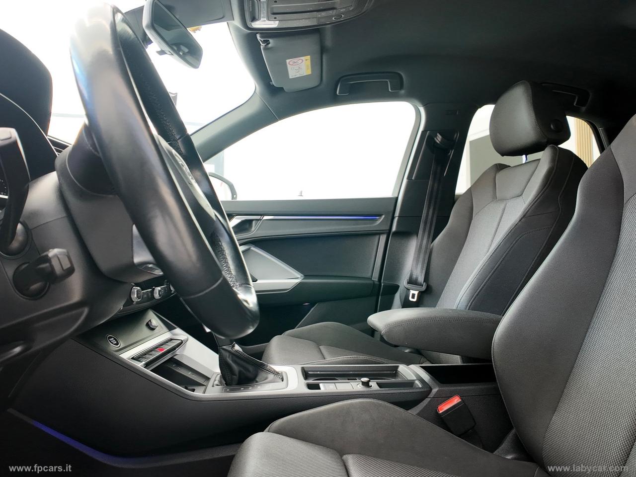 AUDI Q3 35 TDI S tronic S line edit. IDENTITY BLACK