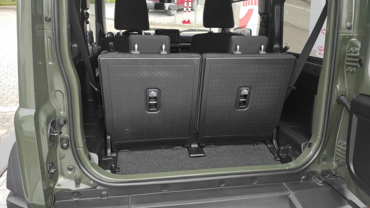 SUZUKI JIMNY TOP 4 POSTI 1.5 BENZINA 4X4 RIDOTTE