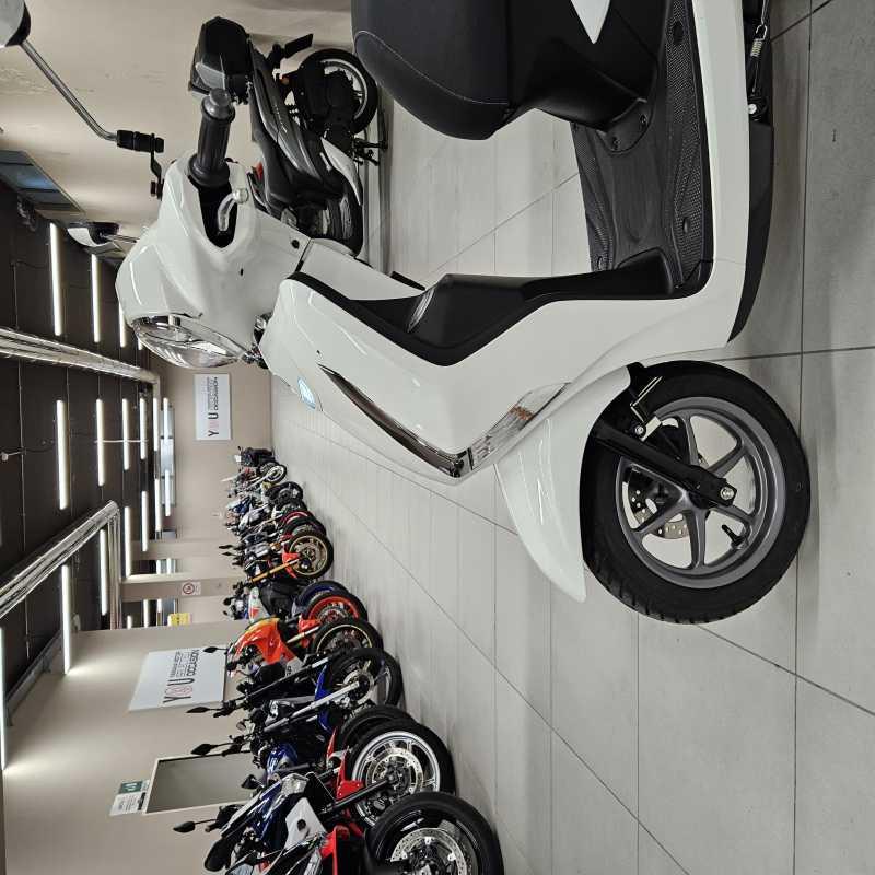 Yamaha D'Elight 125 - 2024