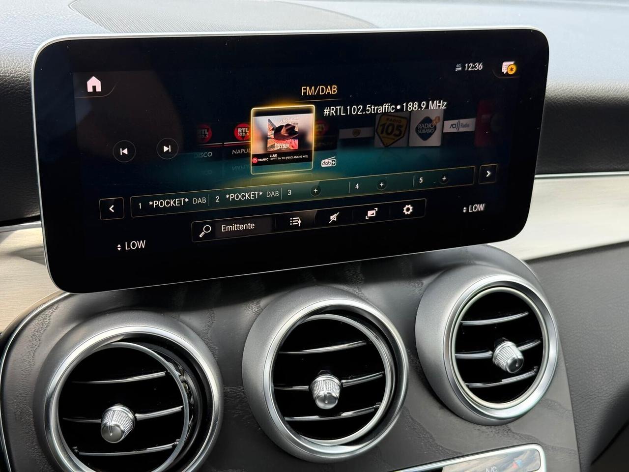 GLC 220 d 4Matic Premium Plus Opaco + Pedane