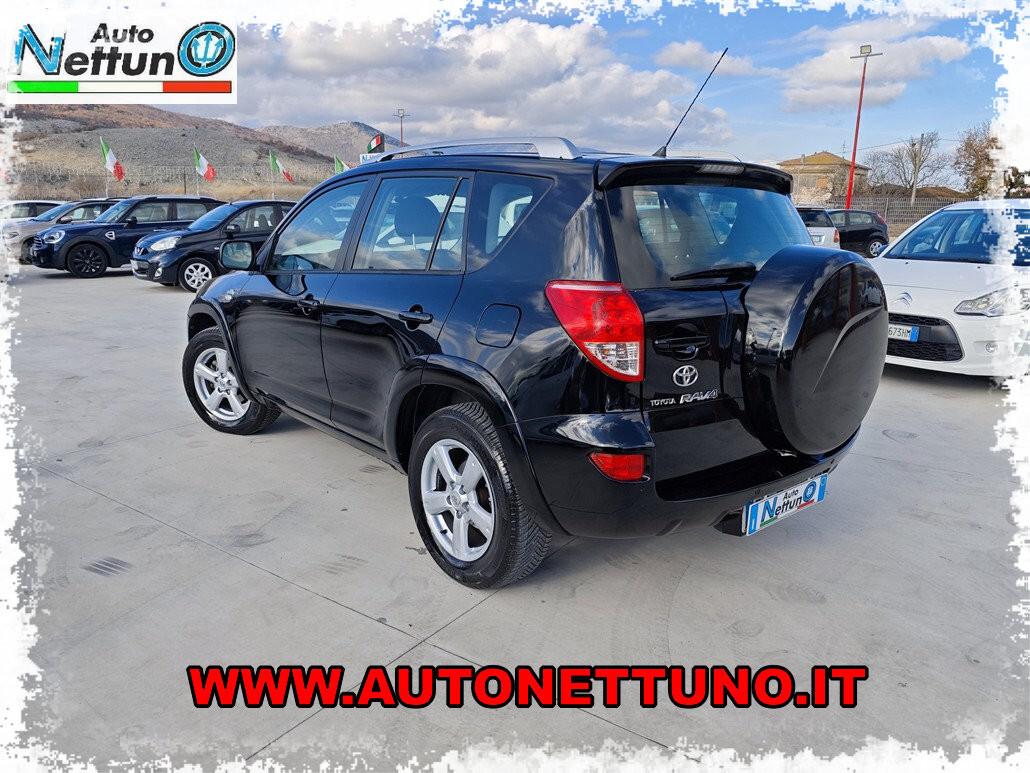 Toyota RAV 4 RAV4 2.2 D-4D 177 CV Luxury