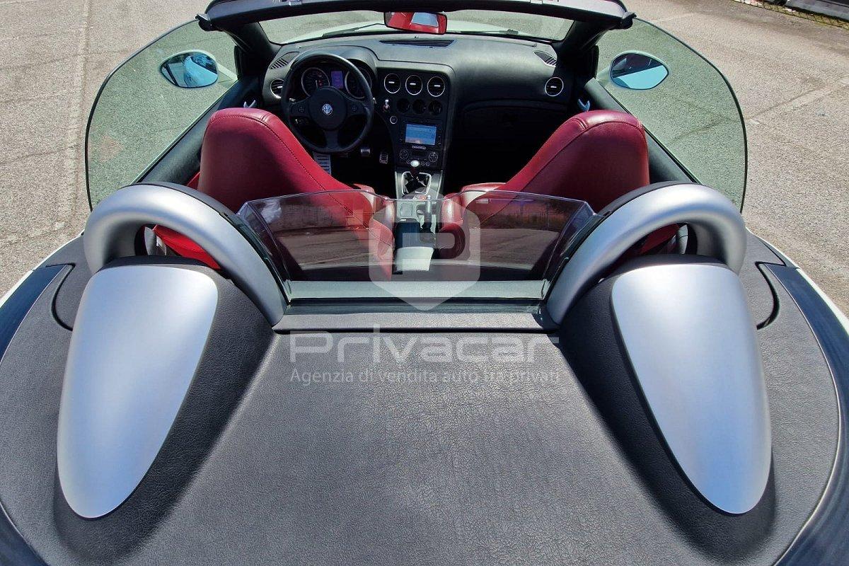ALFA ROMEO Spider 1750 TBi
