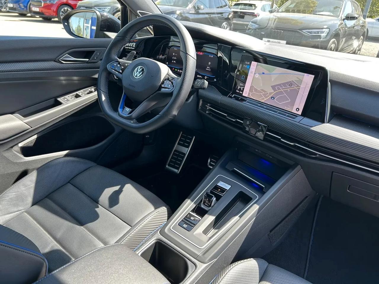 Volkswagen Golf 2.0 TSI DSG 4Motion R/TETTO/ HEAD-UP DISPLAY/AKRAPOVIC/NAVI