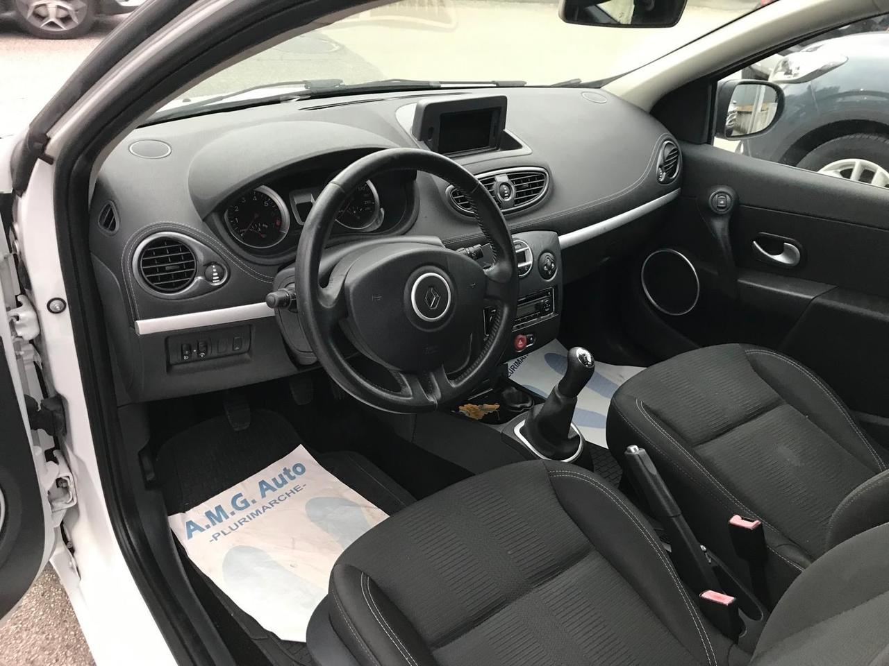 Renault Clio 1.2 16V 3 porte Live! Auto pari al nuovo