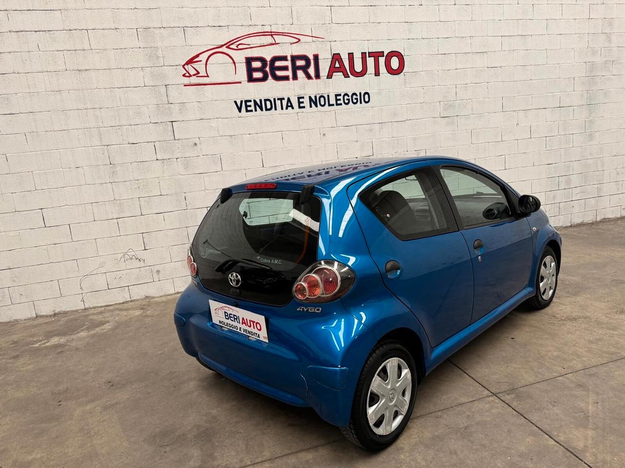 Toyota Aygo 5 porte Lounge Connect