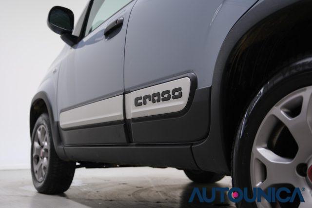 FIAT Panda CROSS 0.9 TWINAIR TURBO S&S 4x4 NEOPATENTATI