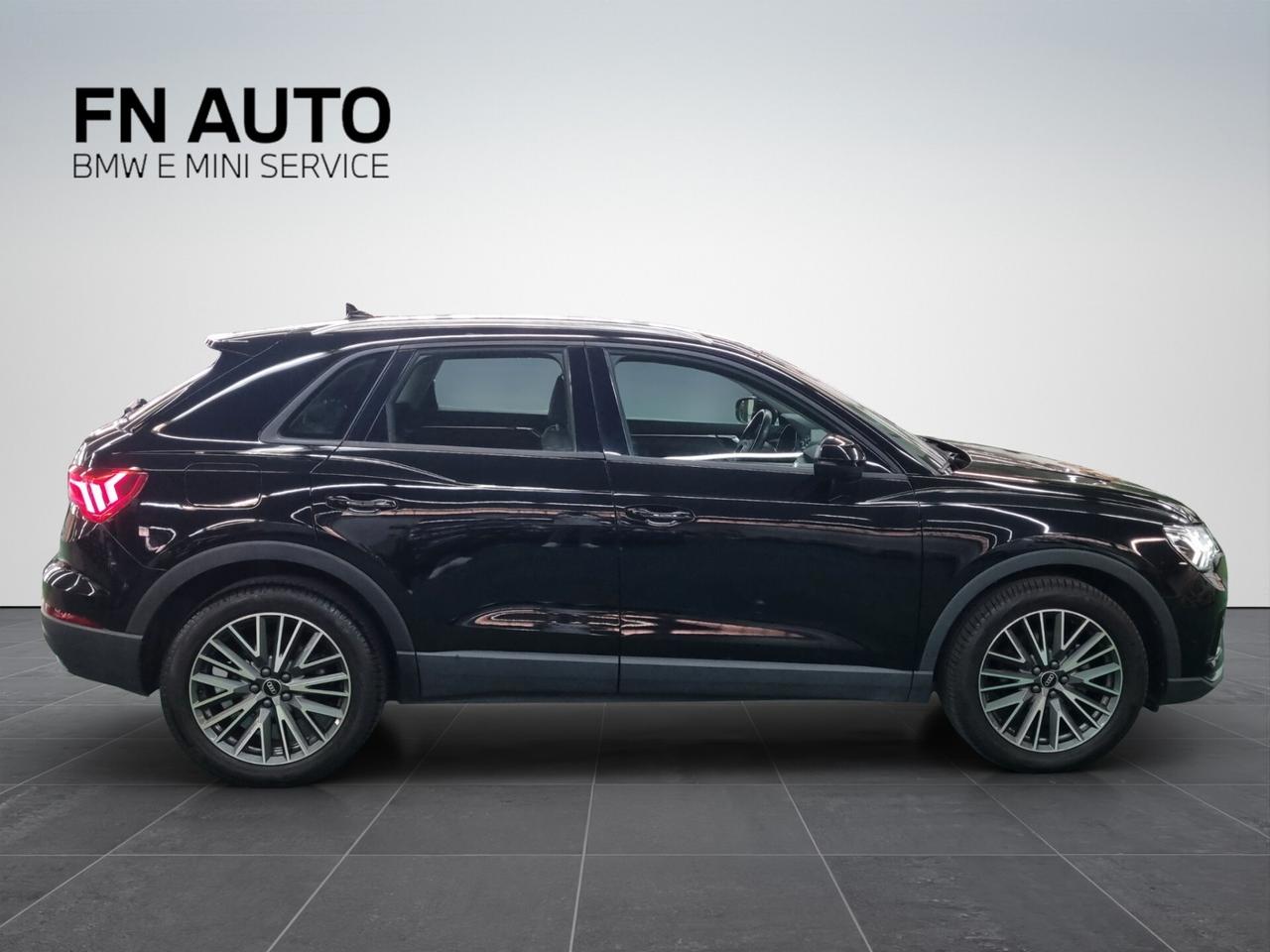 Audi Q3 35 TDI S tronic Business