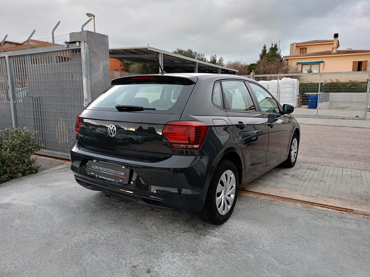 VW POLO BENZINA -NEOPATENTATI