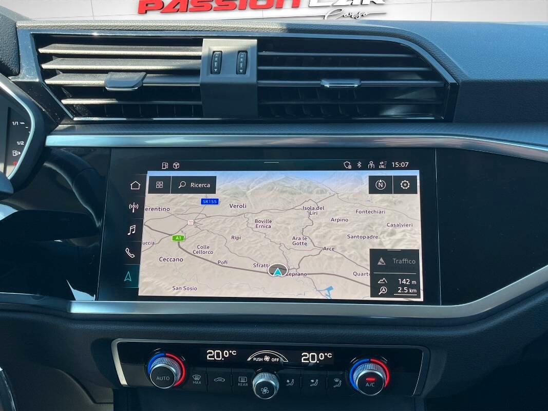 Audi Q3 35 2.0 tdi Business s-tronic