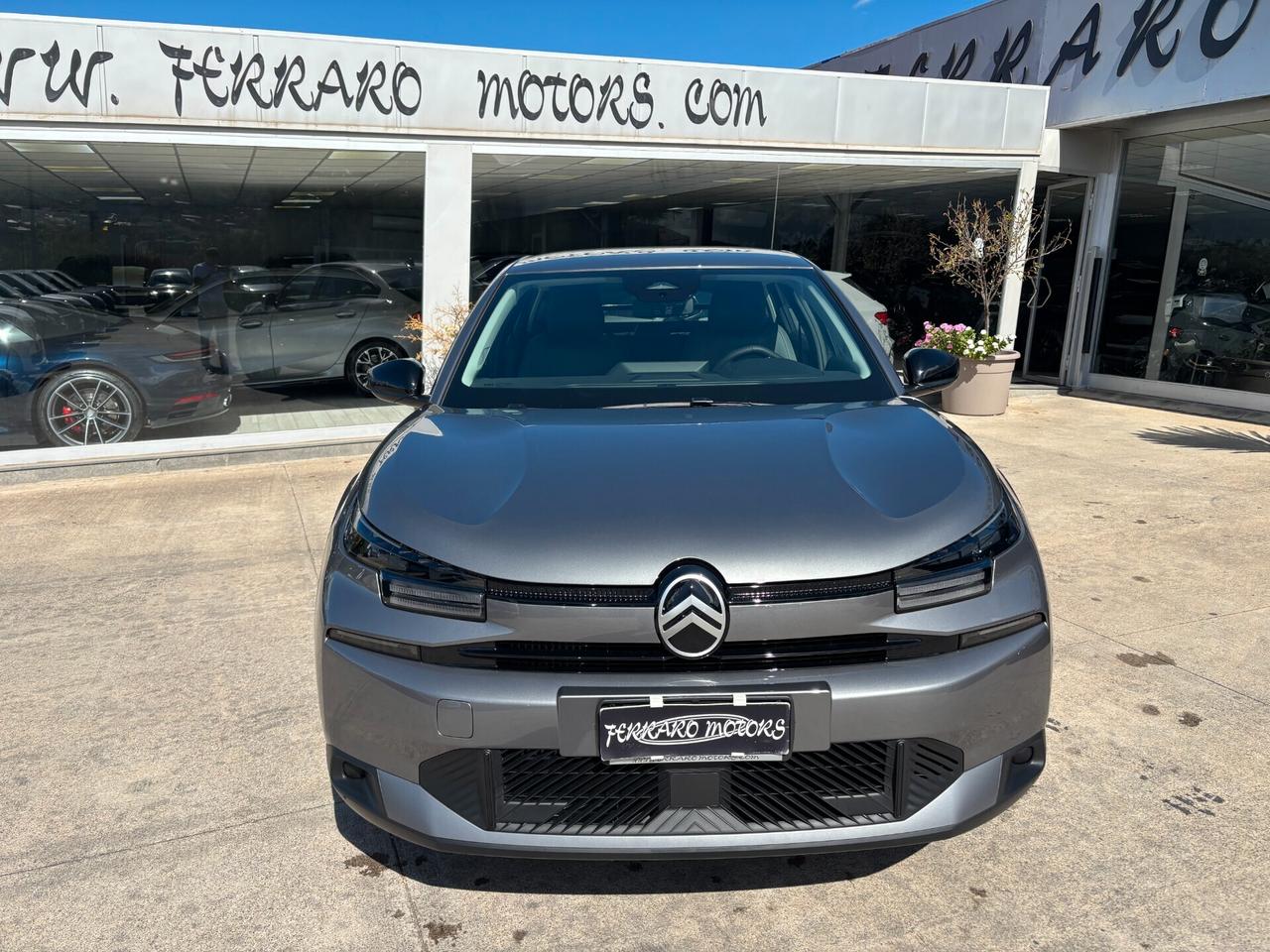 Citroen C4 Hybrid 136 e-DCS6 Business IVA esposta