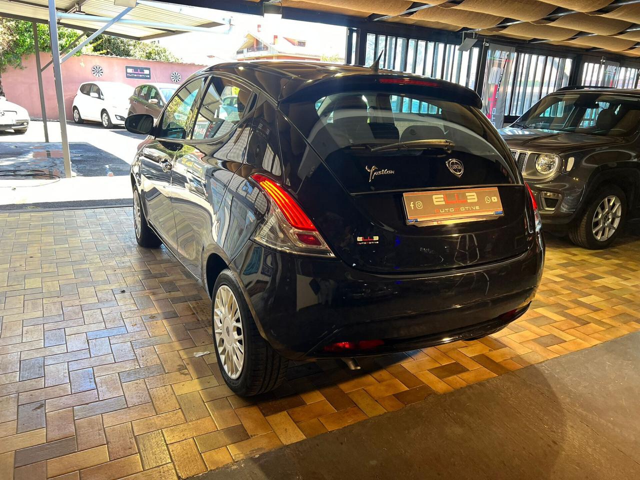 Lancia Ypsilon 1.2 69 CV gold NEOPATENTATO