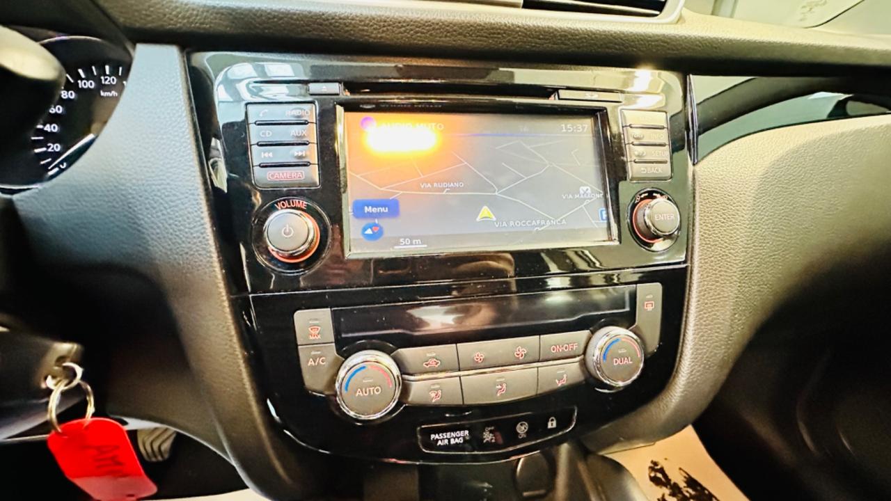 Nissan Qashqai 1.6 dCi 4x4 Tekna. Tagliandi certificati