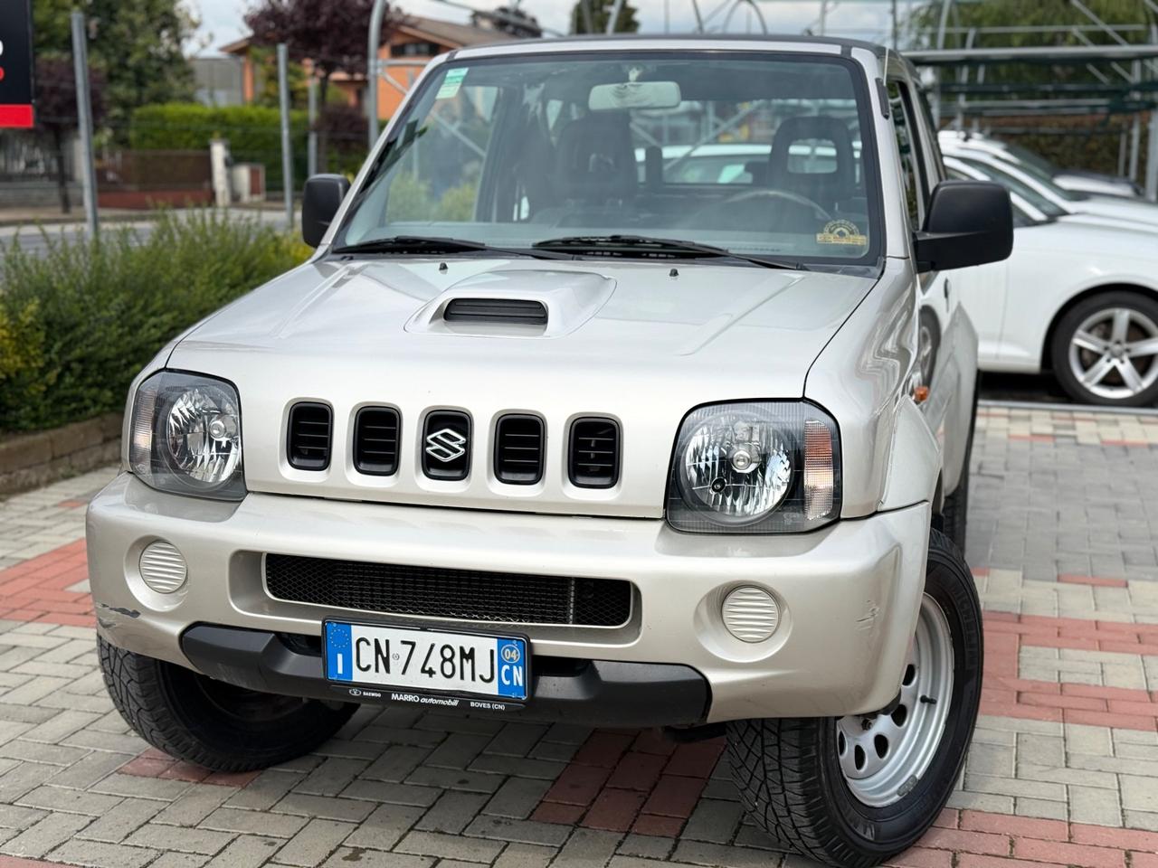 Suzuki Jimny 1.5 DDiS cat 4WD CABRIO.GANCIO TRAINO