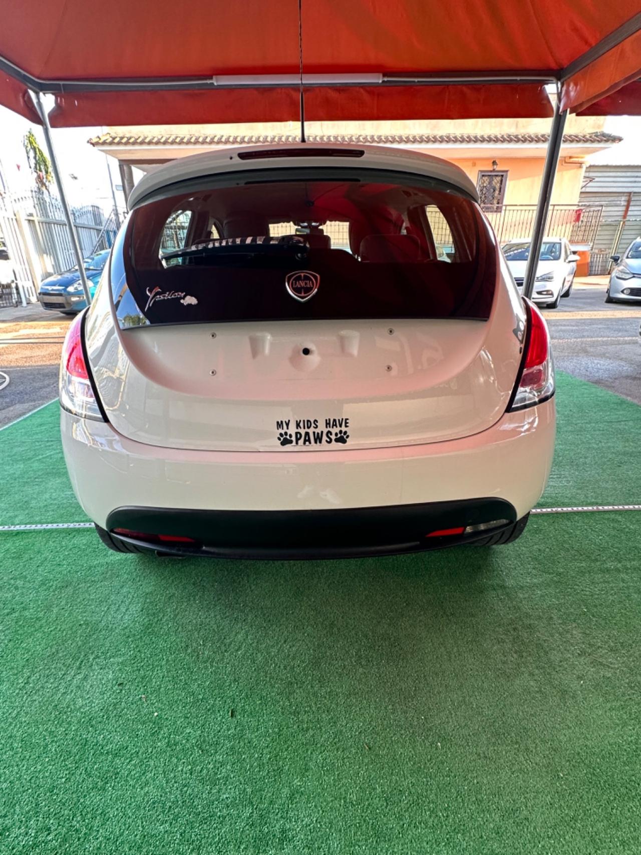 Lancia Ypsilon 1.2 69 CV 5 porte GPL Ecochic Gold