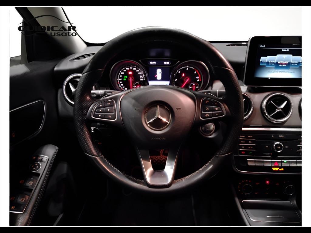 Mercedes-Benz CLA Shooting Brake - X117 - CLA Shooting Brake 220 d Sport a