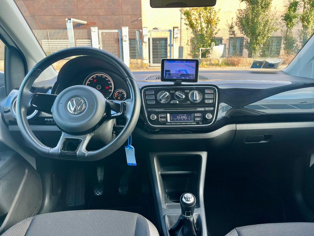 VW Up 1.0benz 2014 144.000km perfetta per neopatentati