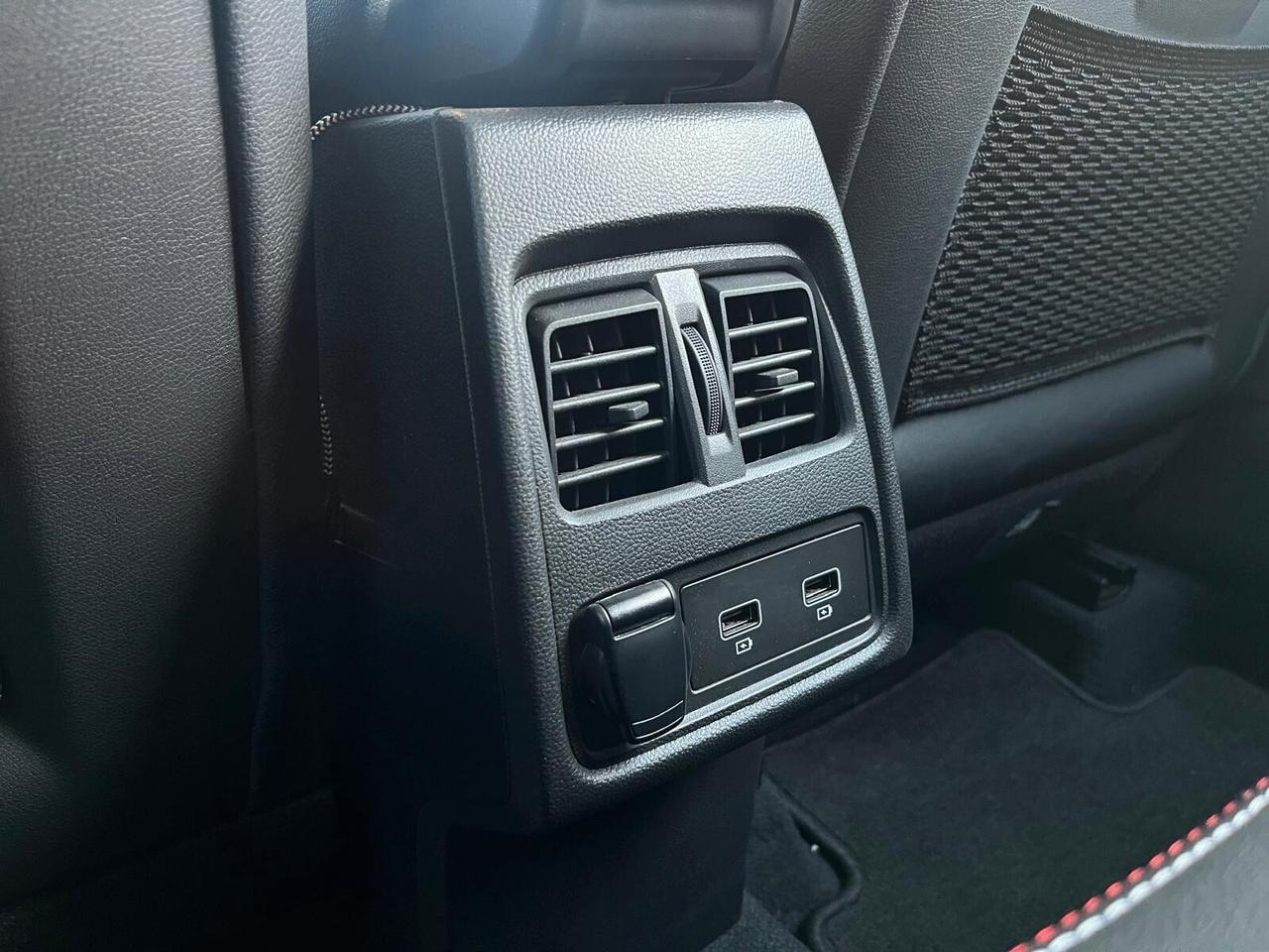 Renault Captur Full Hybrid E-Tech 145 CV RS Line