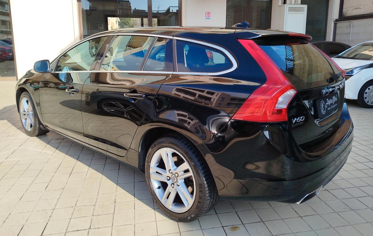 Volvo V60 D3 Geartronic Summum
