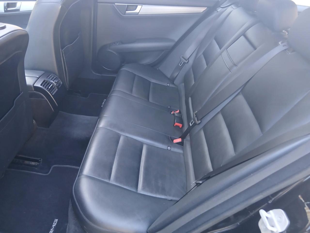 Mercedes-benz C 250 CDI 4Matic BlueEFFICIENCY Avantgarde