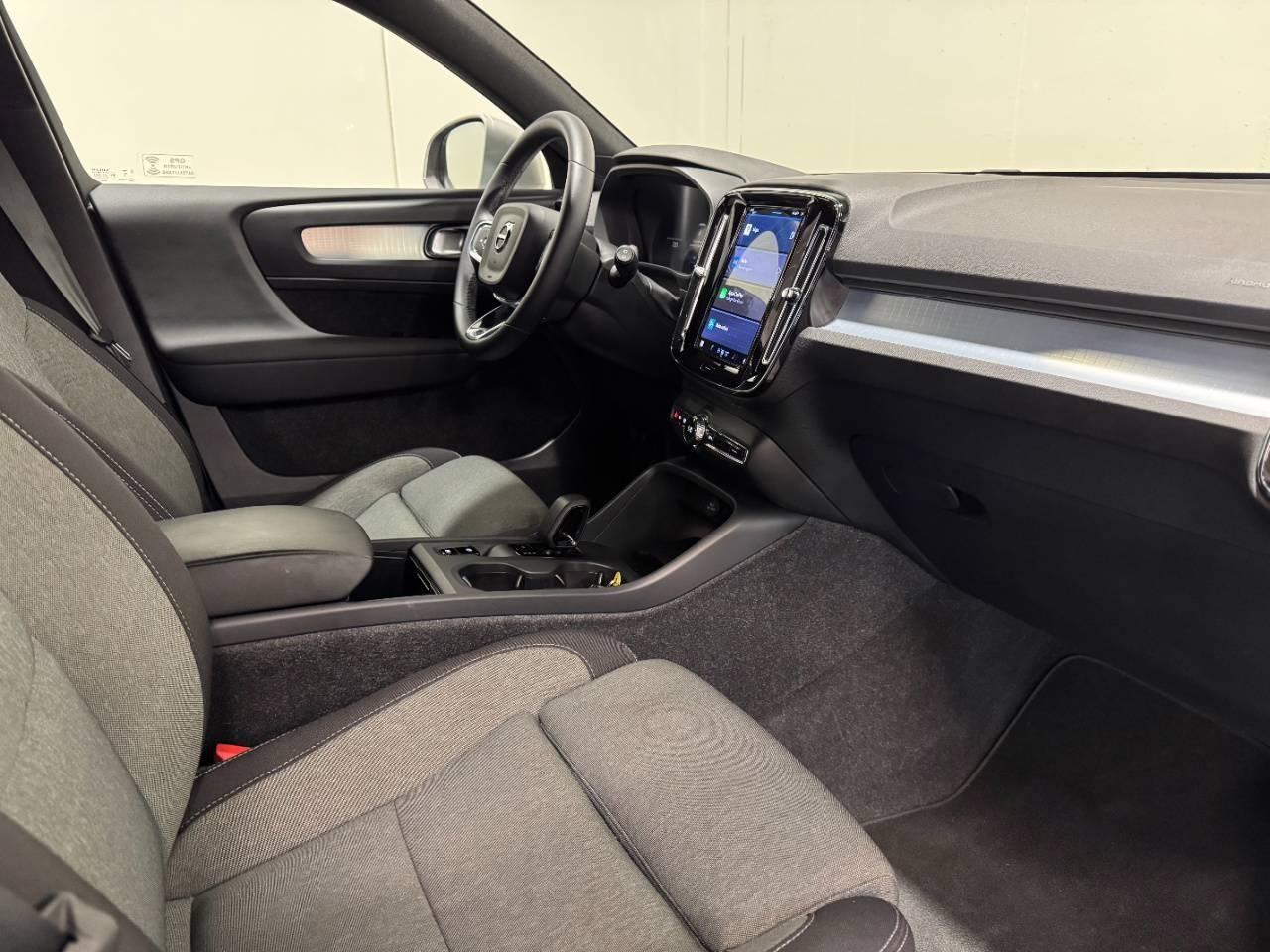 VOLVO XC40 B3 CORE AUTO