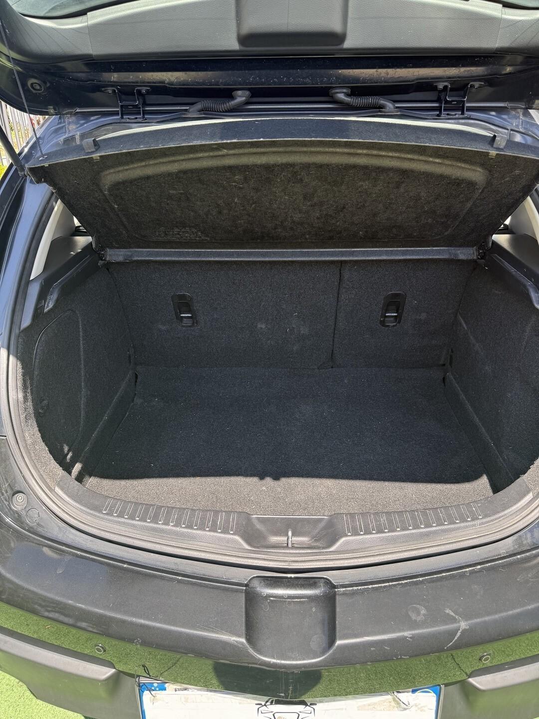 MAZDA3 2" SERIE