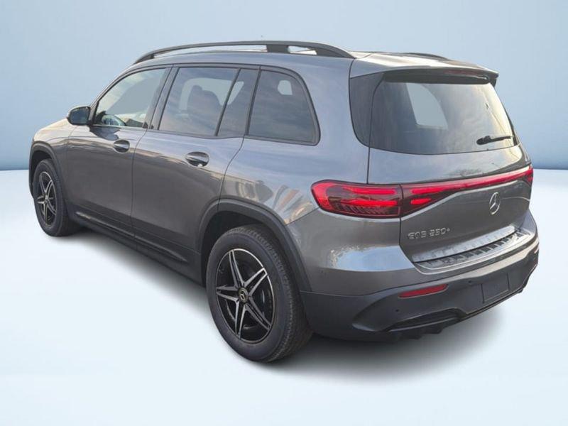 Mercedes-Benz EQB 250+ AMG Line Advanced