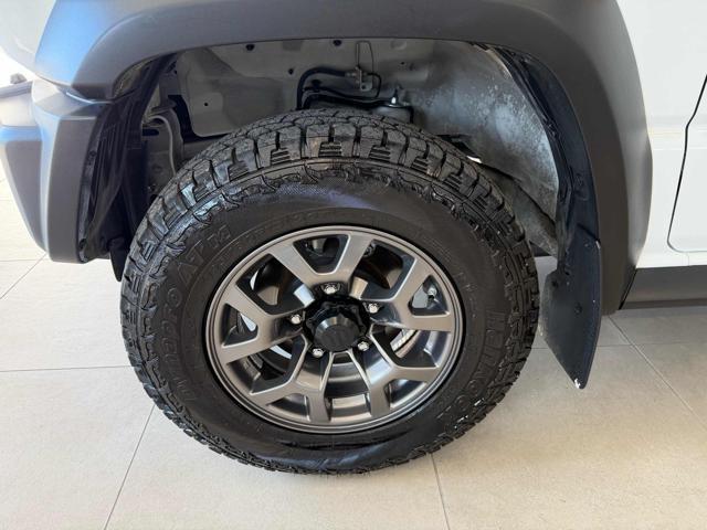 SUZUKI Jimny 1.5 5MT Top