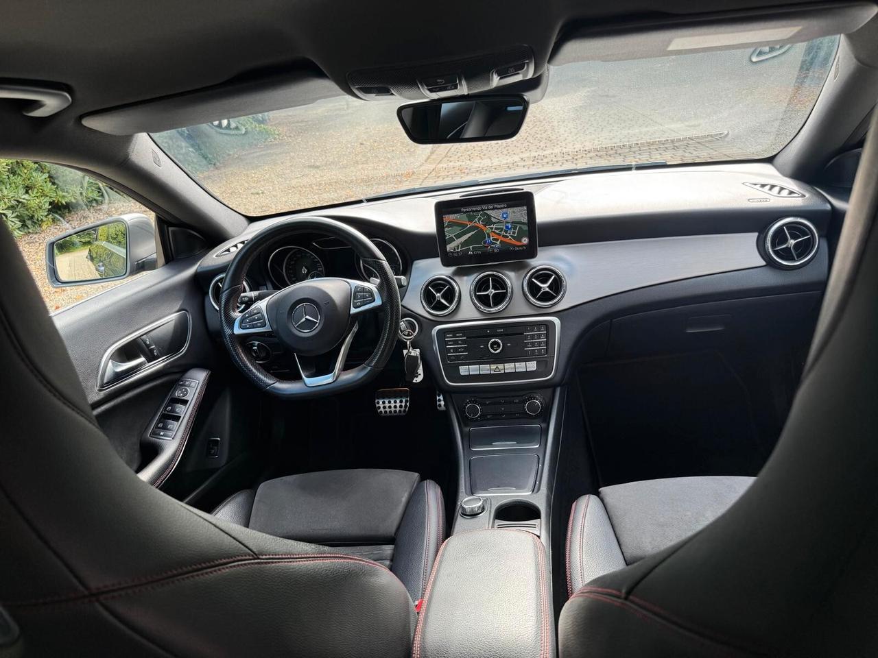 Mercedes-benz CLA 200 d Automatic Premium