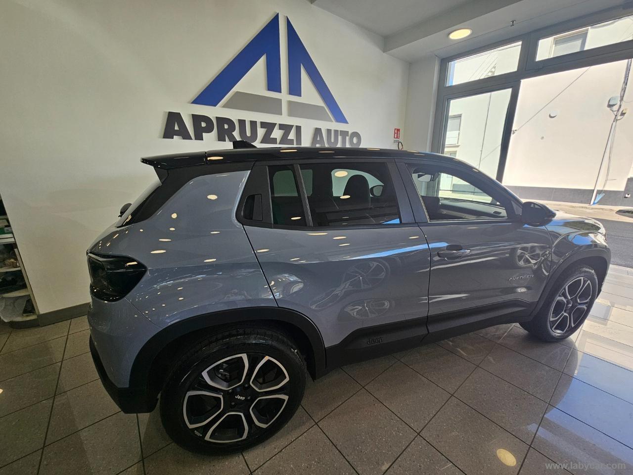 JEEP Avenger 1.2 Turbo MHEV Summit