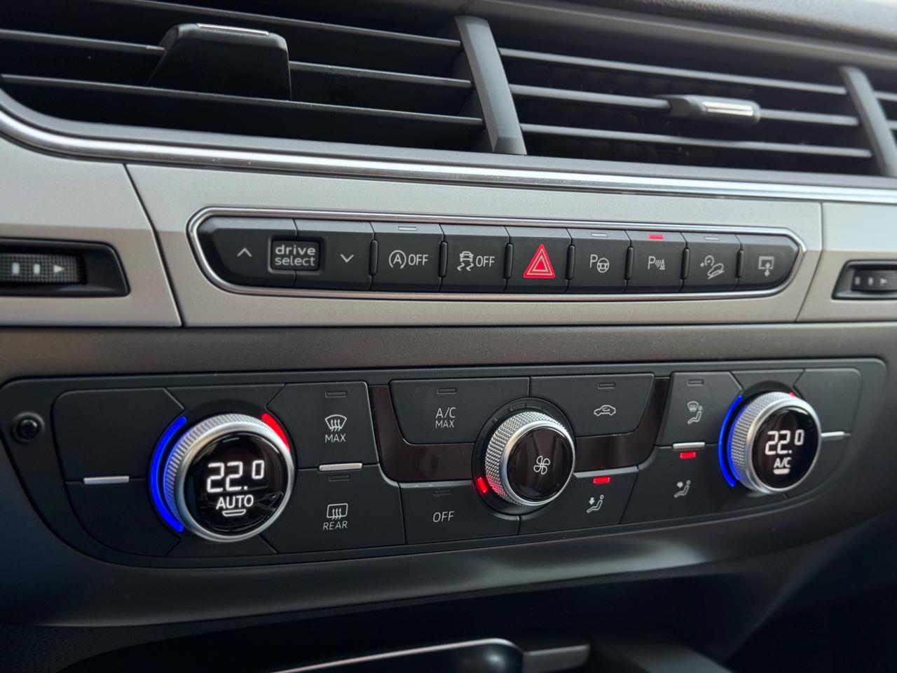 Audi Q7 3.0 TDI 218 CV Gancio Traino