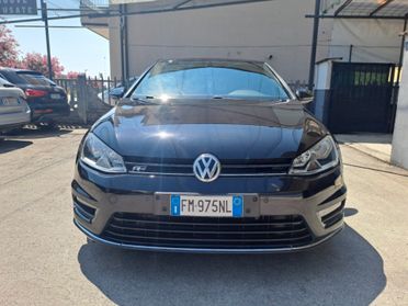 Volkswagen Golf 1.6 TDI 110CV R-Line - OK NEOPATENTATI