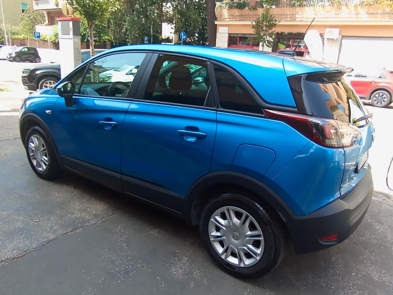 Opel Crossland X 1.2 Advance offerta del mese