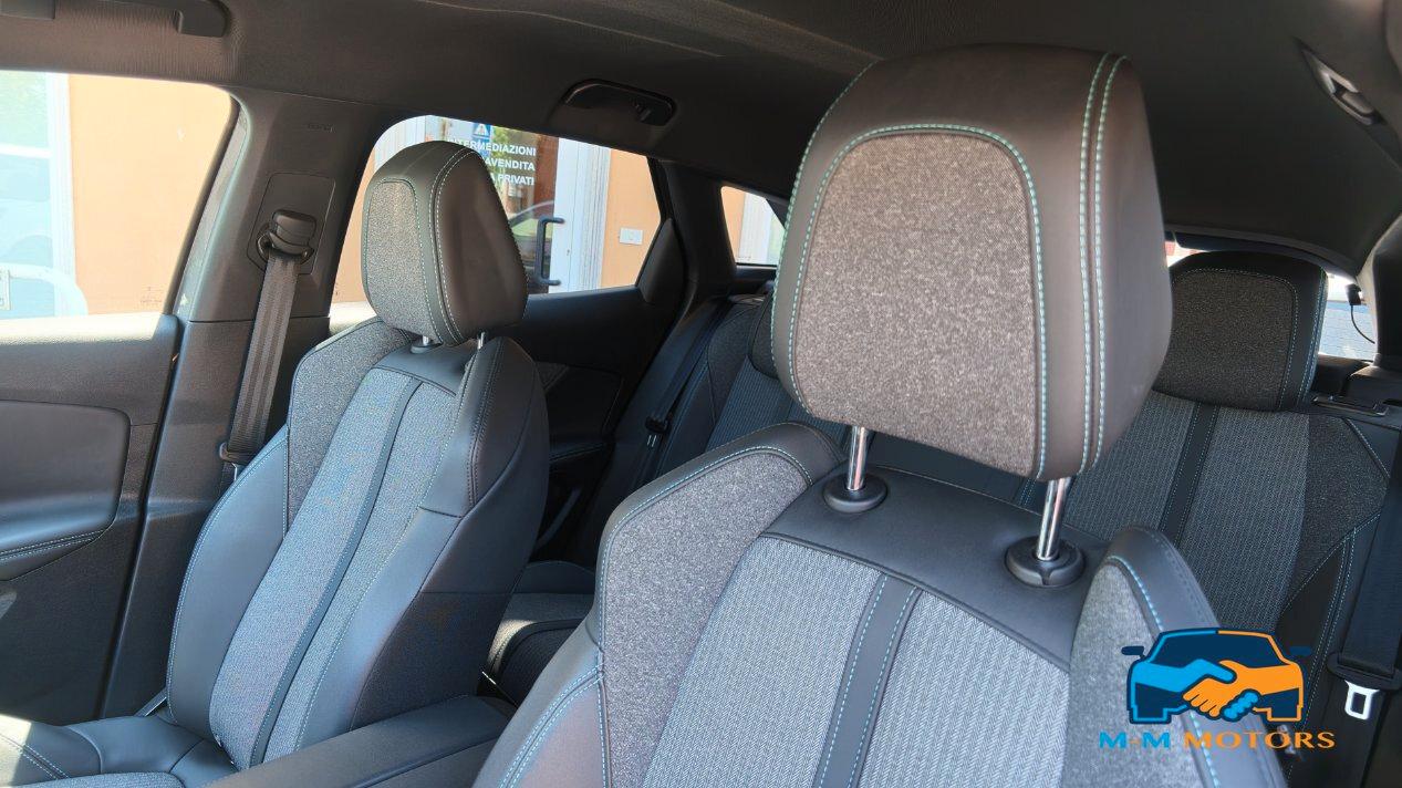 Peugeot 3008 30080 Allure Pack 130cv
