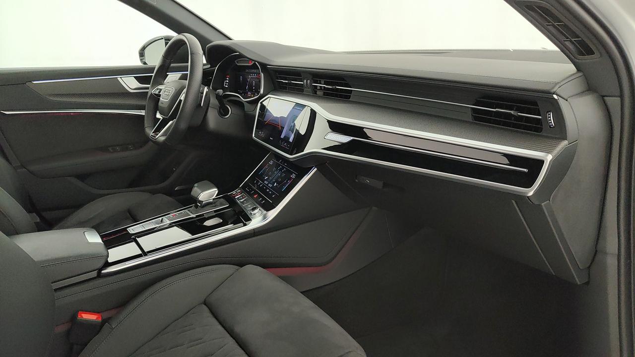 AUDI RS6 Avant 4.0 mhev performance quattro tiptronic