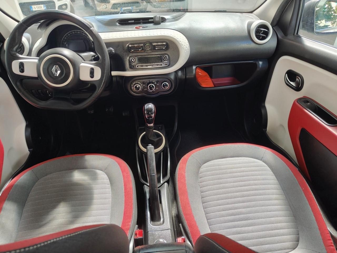 Renault Twingo Experience neopatentati