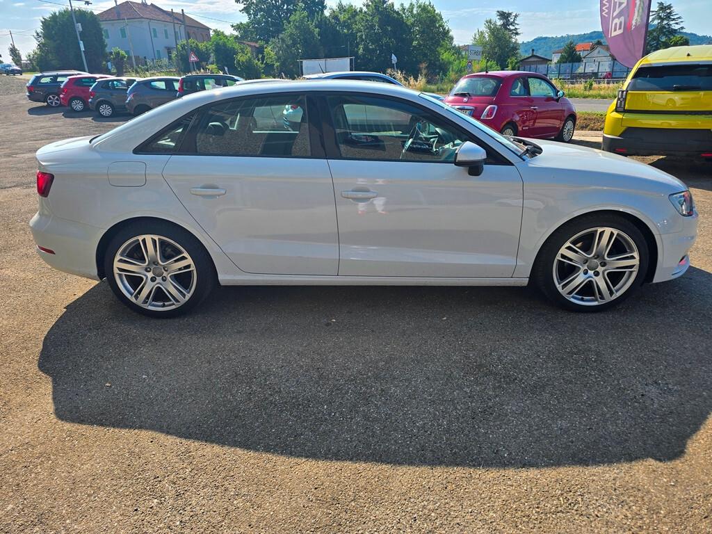 Audi A3 Sedan 1.6 TDI Ambition