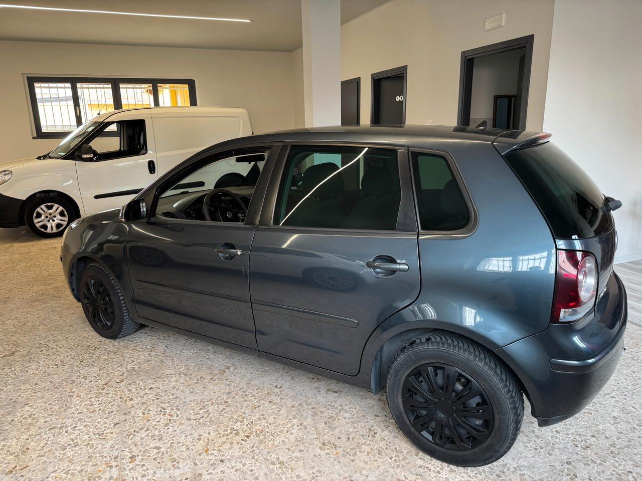 Volkswagen Polo 1.2/60CV 5p. Trendline NEOPATENTATI