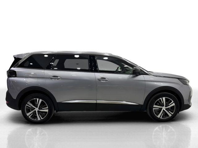 PEUGEOT 5008 Hybrid 136 e-DCS 6 Allure Pack City2 Drive Assist