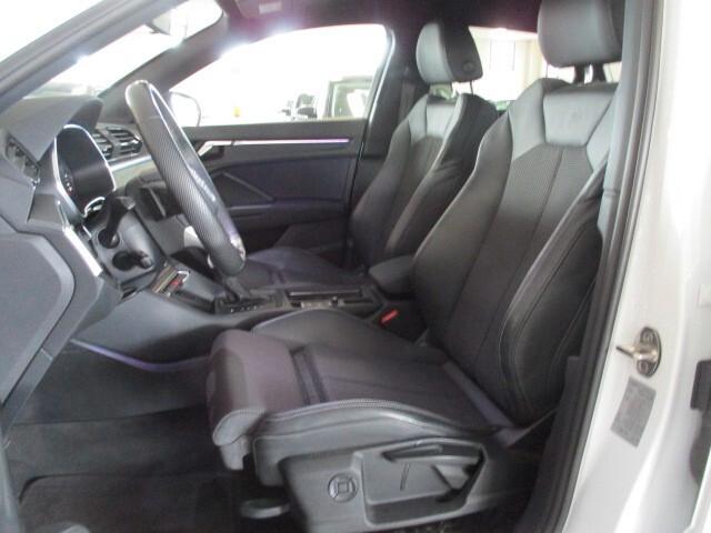 Audi Q3 SPB 35 TDI S tronic Identity Black