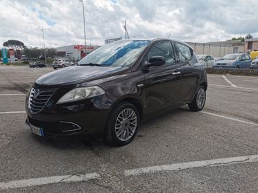 Lancia Ypsilon 1.2 GPL OK NEOPATENTATI