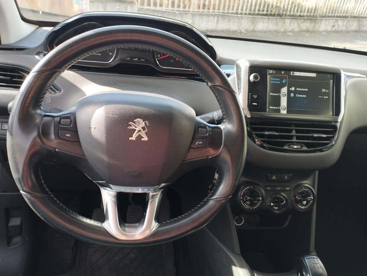 Peugeot 208 1.4 HDi 68 CV 5 porte Allure