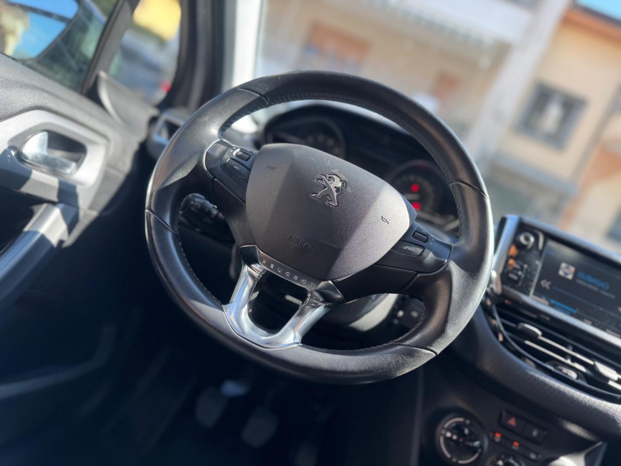 Peugeot 2008 PureTech 82 S&S Allure