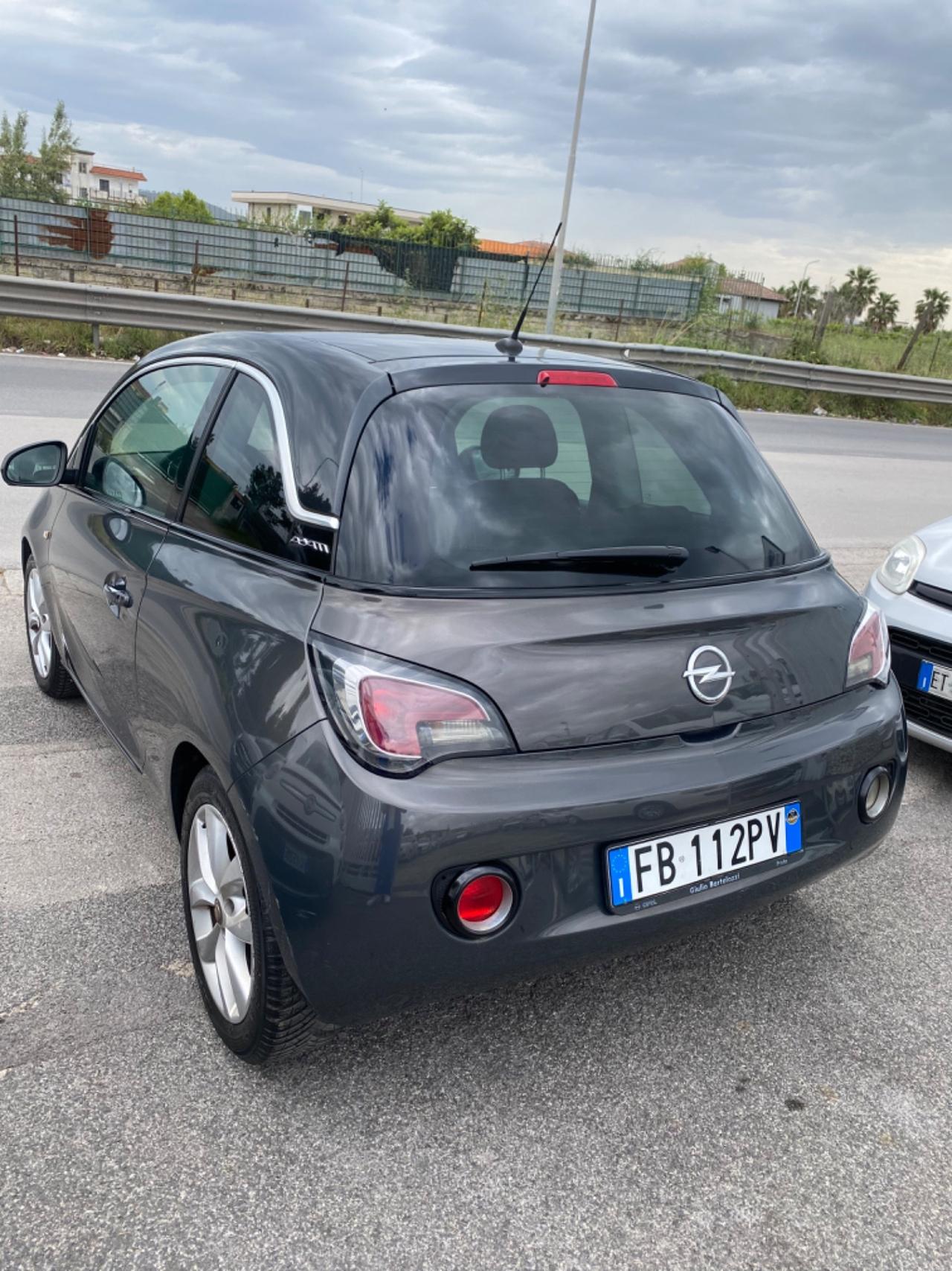 Opel Adam 1.2 70 CV