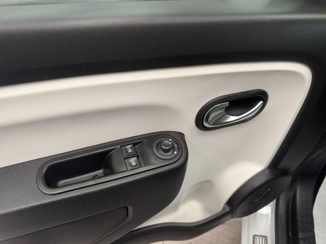 RENAULT Twingo SCe 65 CV Urban Night