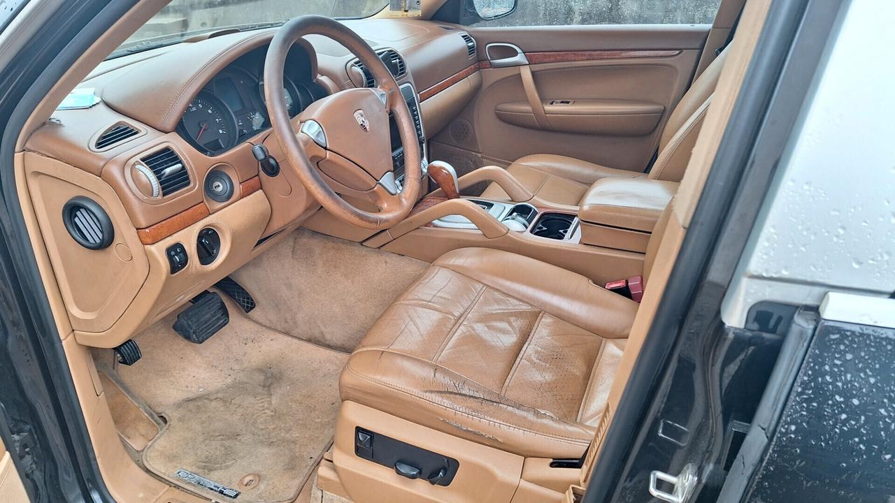 Porsche Cayenne 3.2 V6 cat
