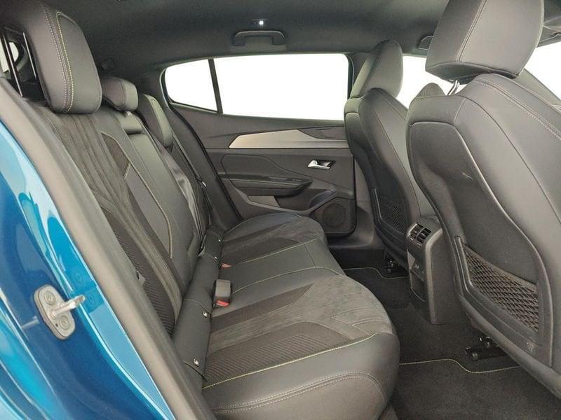 Peugeot 408 Hybrid 145 e-DCS6 GT