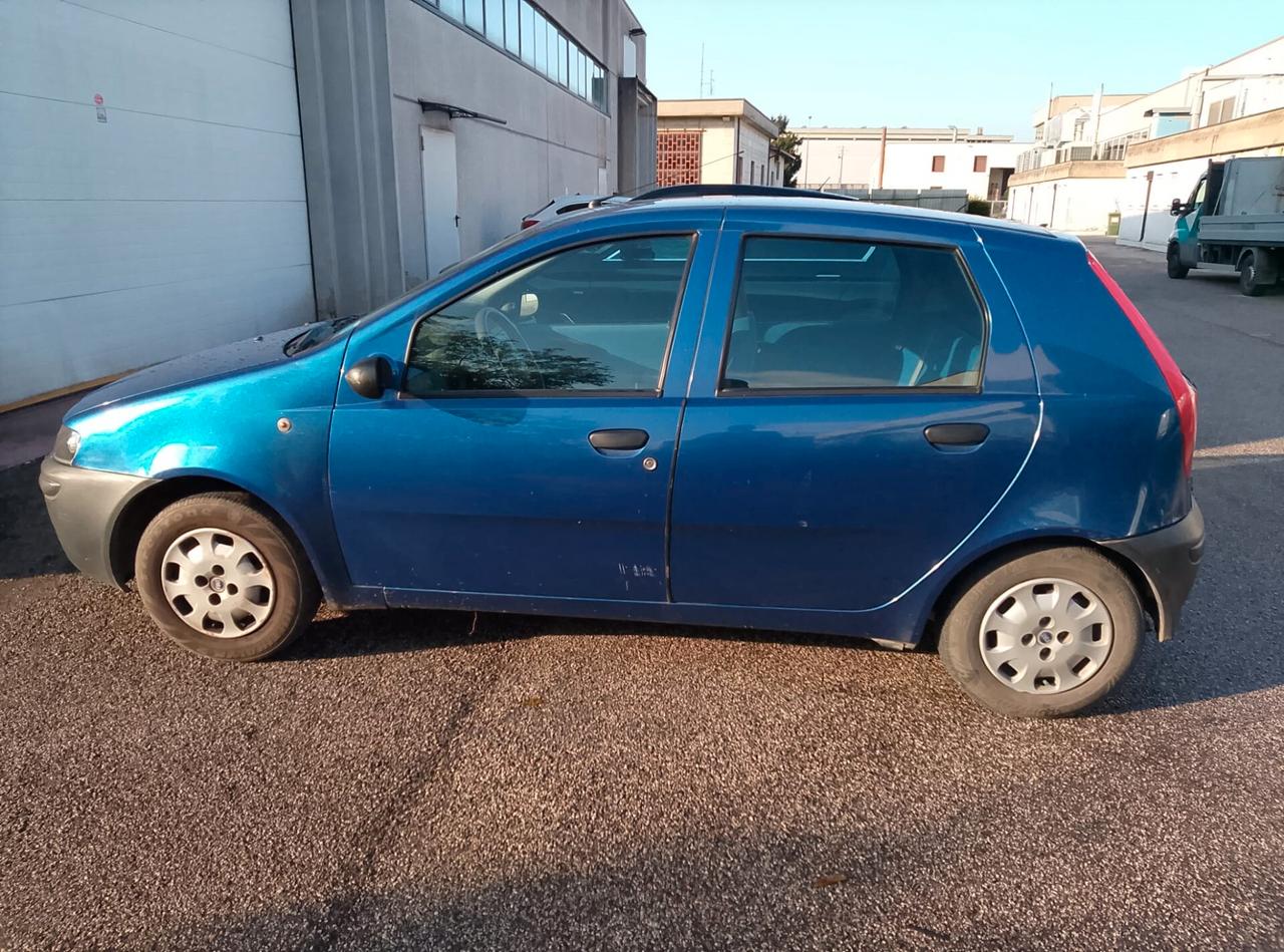 Fiat Punto 1.2i 16V cat 5 porte ELX